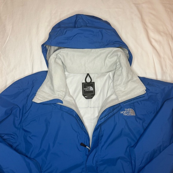 The North Face Men's Vibrant Blue Raincoat - Picture 5 of 6